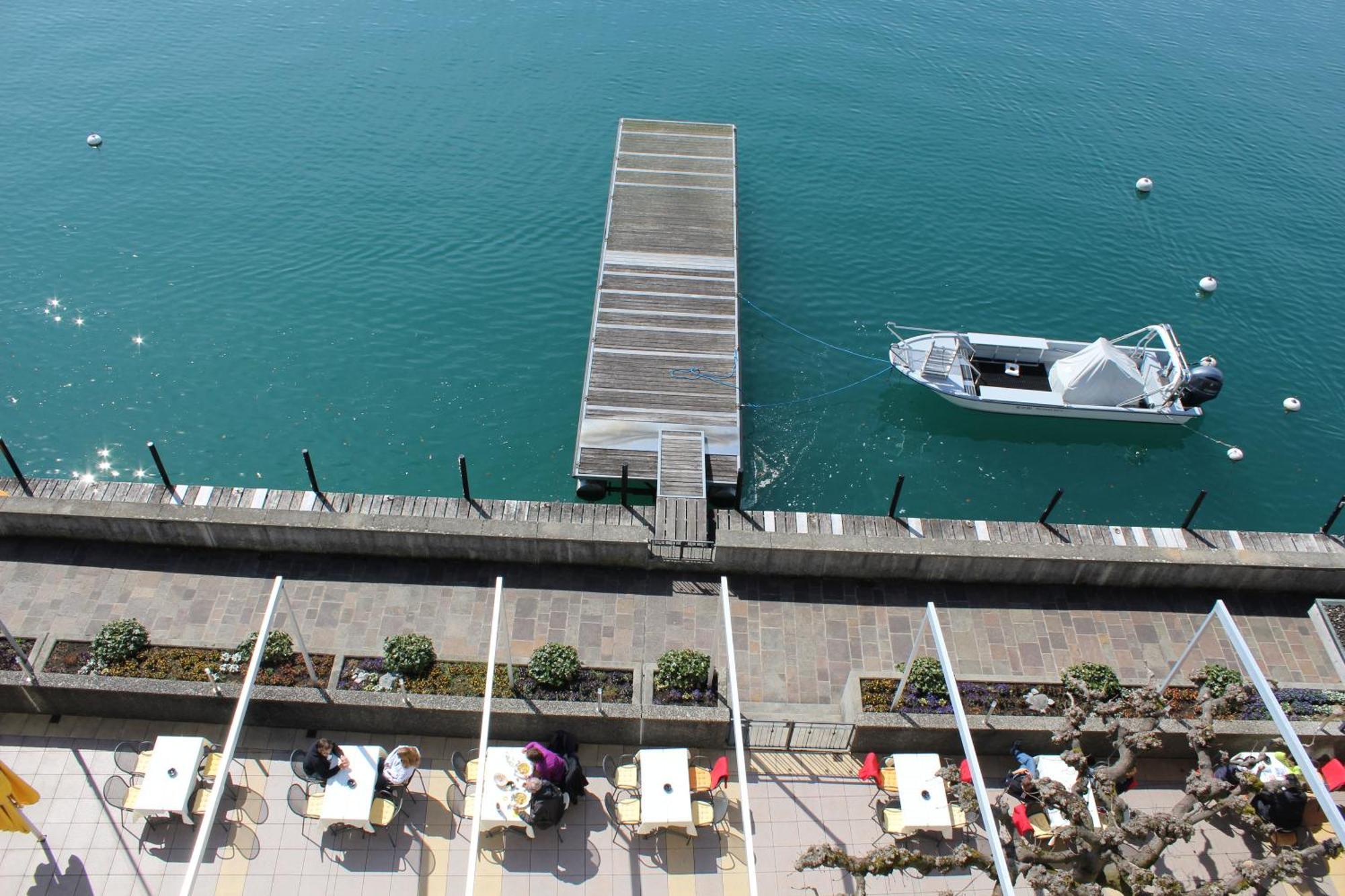Hotel Restaurant Bellevue au Lac Thoune Extérieur photo