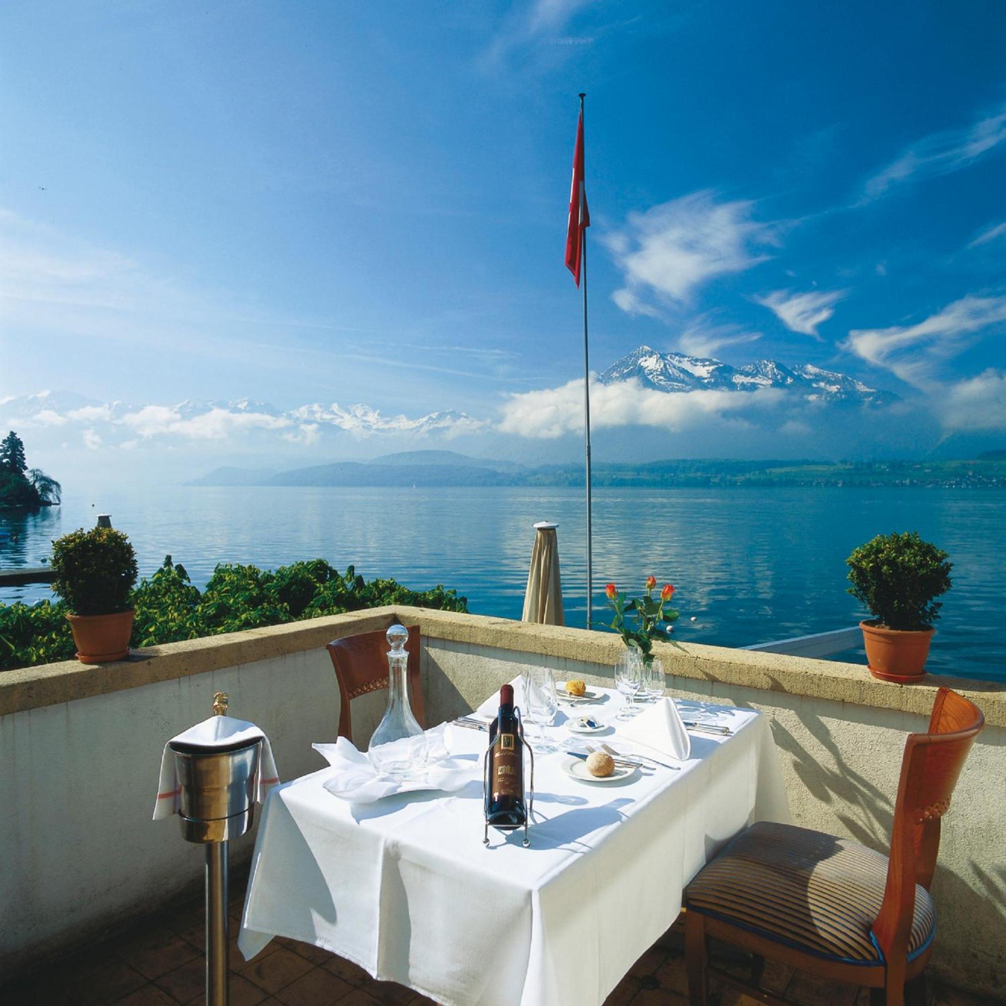 Hotel Restaurant Bellevue au Lac Thoune Extérieur photo