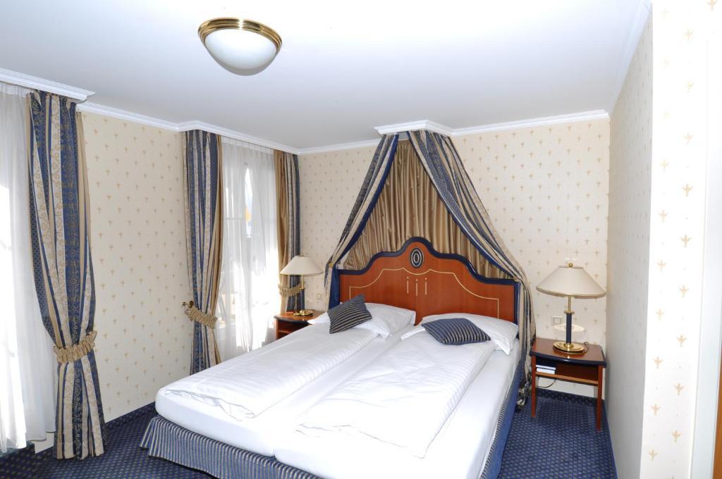Hotel Restaurant Bellevue au Lac Thoune Chambre photo