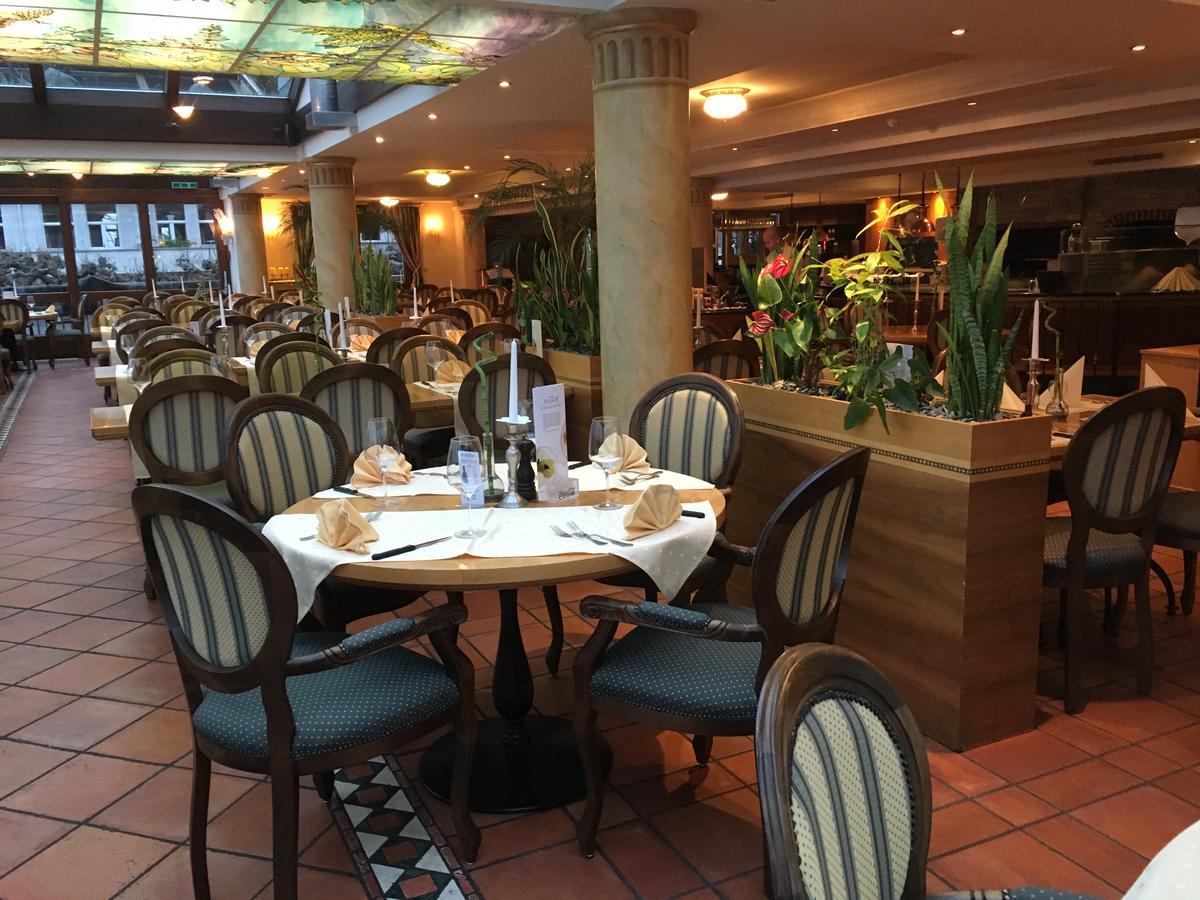 Hotel Restaurant Bellevue au Lac Thoune Extérieur photo